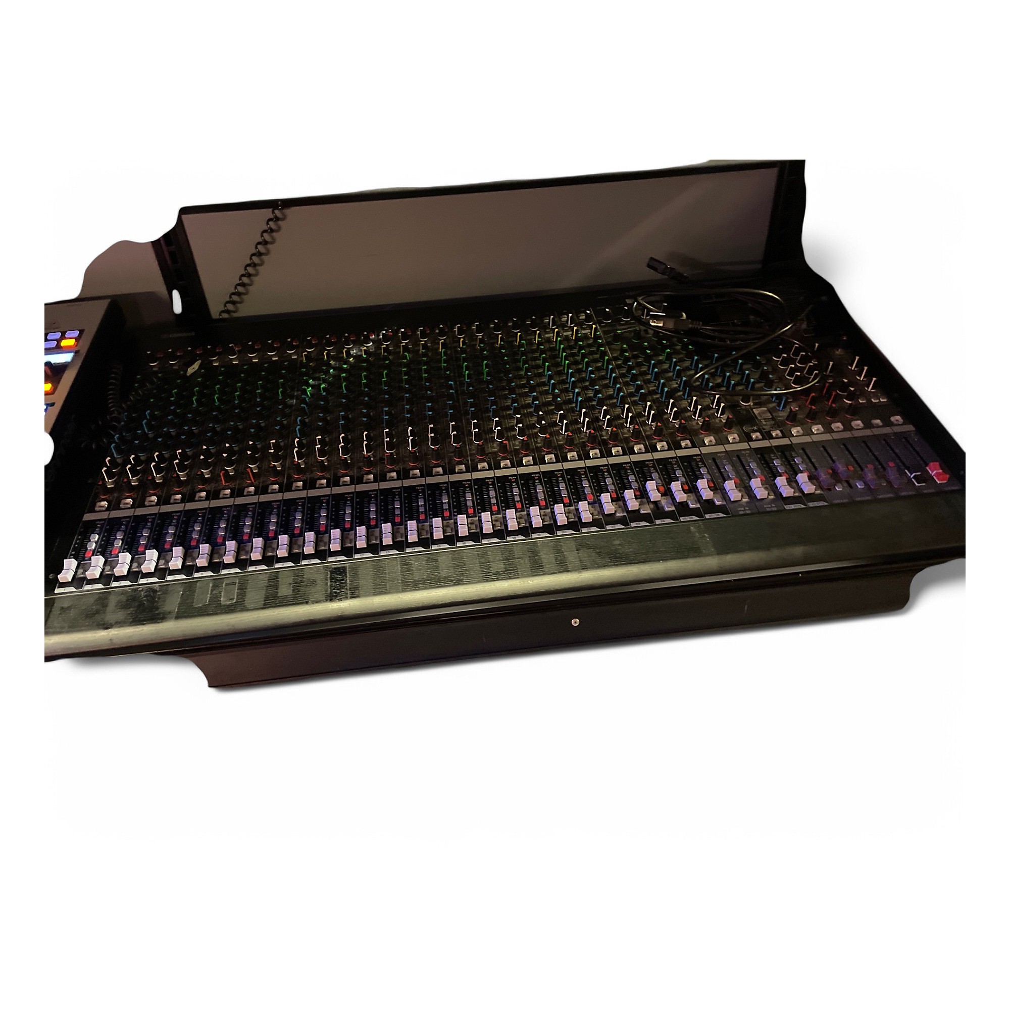 Used Yamaha MGP32X Unpowered Mixer | Guitar Center