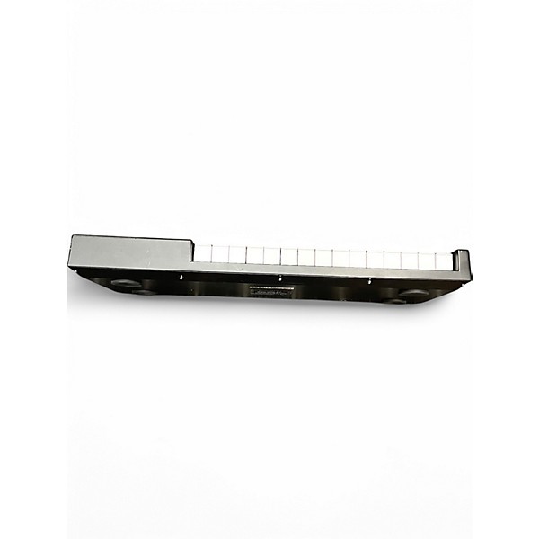Used Alesis V25 25 Key MIDI Controller