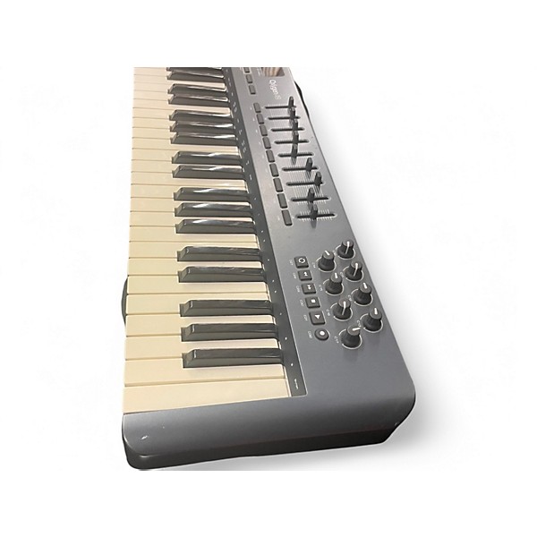 Used M-audio oxygen 49