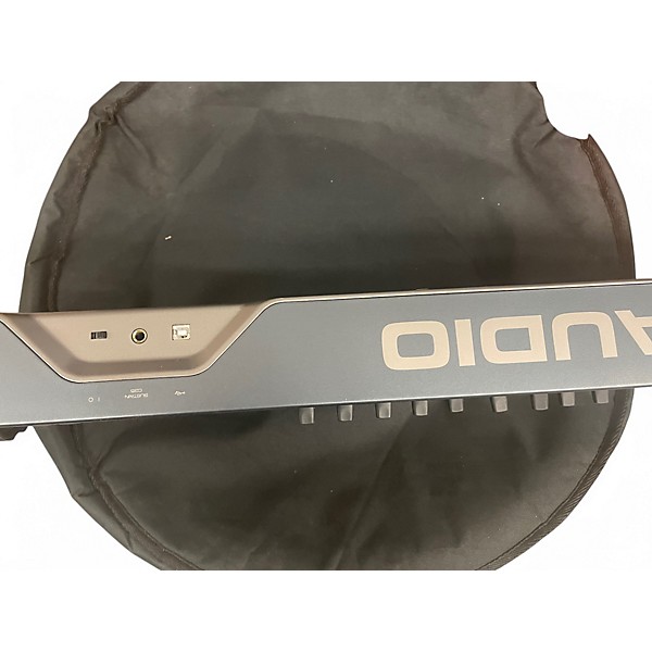 Used M-audio oxygen 49