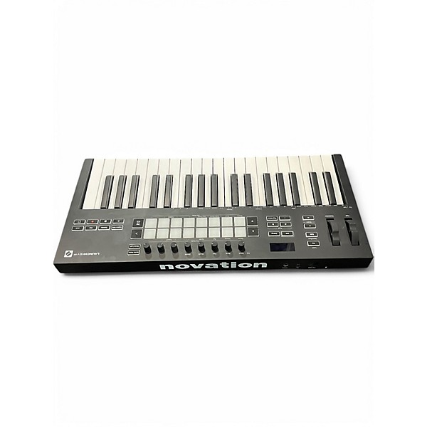 Used Novation Used Novation LAUNCHKEY 37 MIDI Controller