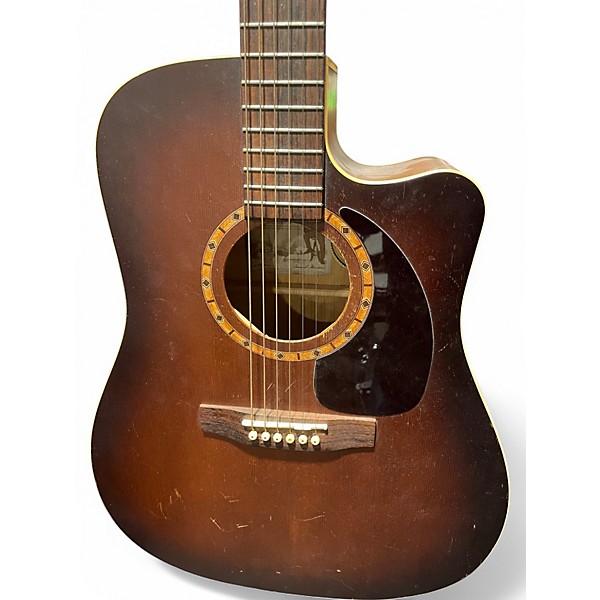 Used Art & Lutherie CEDAR CW Walnut Acoustic Electric Guitar