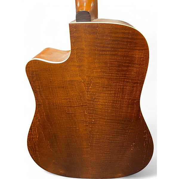 Used Art & Lutherie CEDAR CW Walnut Acoustic Electric Guitar