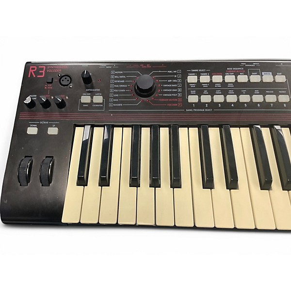 Used KORG R3 37 Key Synthesizer
