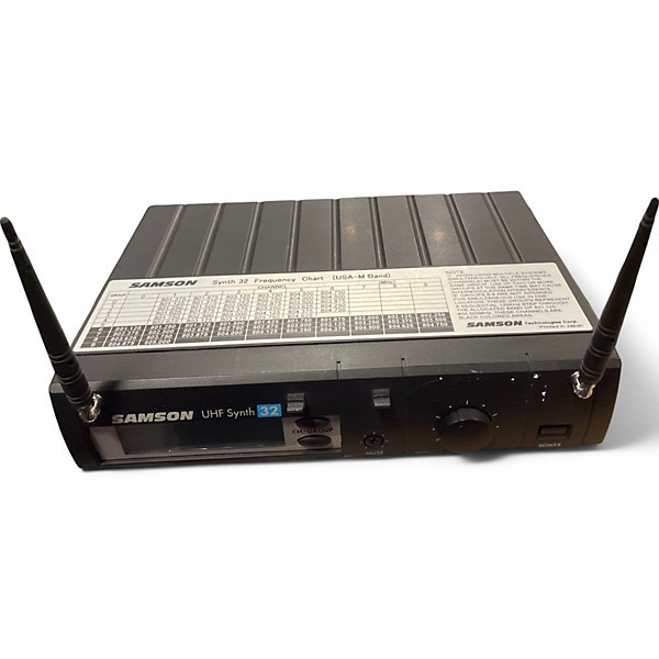 Used Samson R32M UHF SYNTH 32 Wireless System