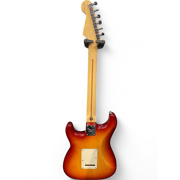 Used 2005 Fender American Standard Stratocaster HSS Sienna Sunburst Solid Body Electric Guitar