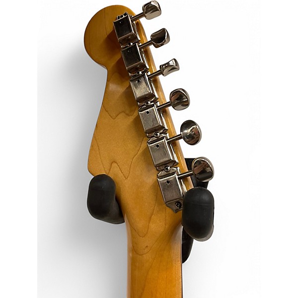 Vintage 1986 Fender 1960 VINTAGE STRAT 3 Color Sunburst Solid Body Electric Guitar