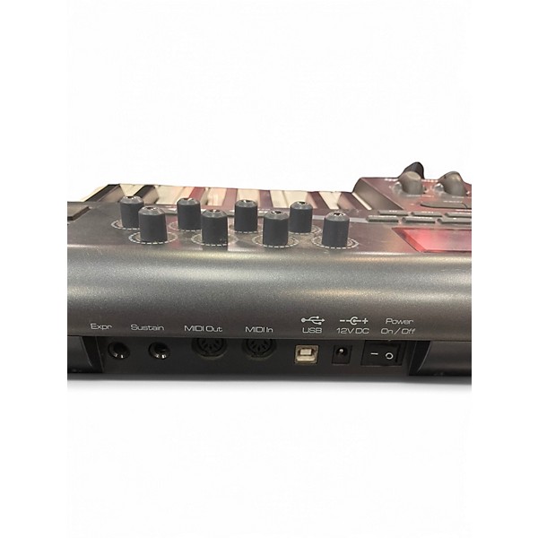 Used M-Audio Axiom 25 Key MIDI Controller