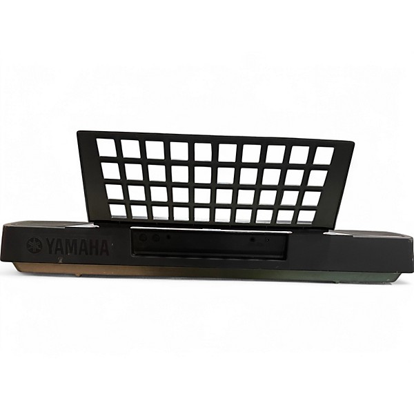 Used Yamaha PSR175 Portable Keyboard