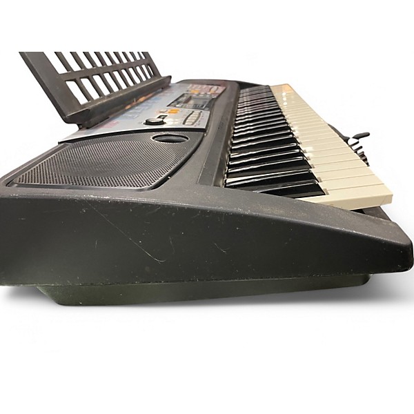 Used Yamaha PSR175 Portable Keyboard