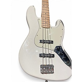 Used Squier Affinity Jazz Bass Classic White Electric Bass Guitar
