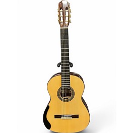 Used Raimundo 129 Natural Classical Acoustic Guitar