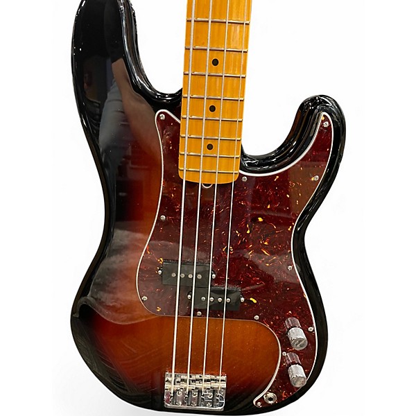 Used 2023 Fender American Professional II Precision Bass 2 Tone Sunburst Electric Bass Guitar