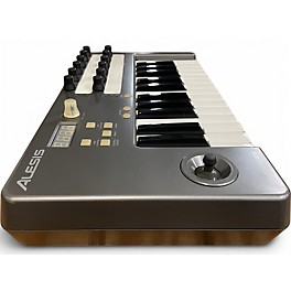 Used Alesis PHOTON 25 MIDI Controller