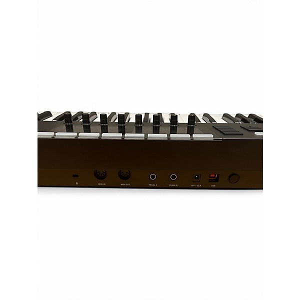 Used Native Instruments Komplete Kontrol S49 MK2 MIDI Controller