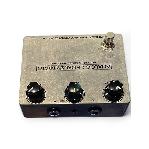 Used Mr Black ANALOG CHORUS/VIBRATO Effect Pedal