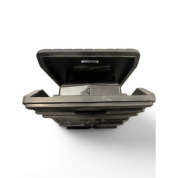 Used Behringer FCV100 Volume Modulation Sustain Pedal