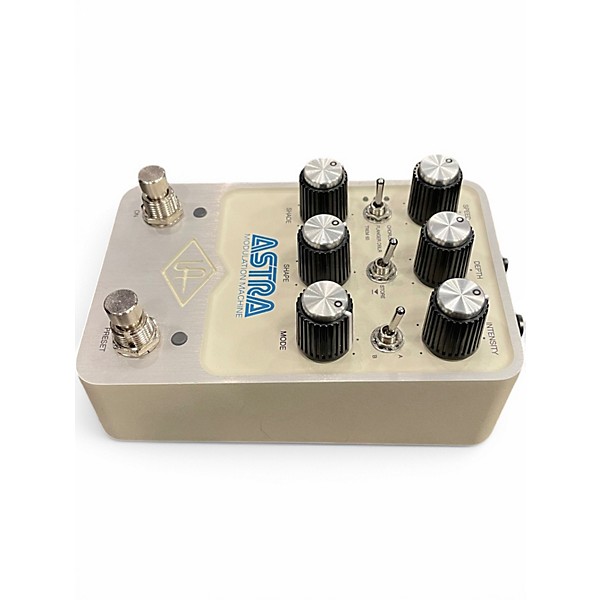 Used Universal Audio Astra Effect Pedal