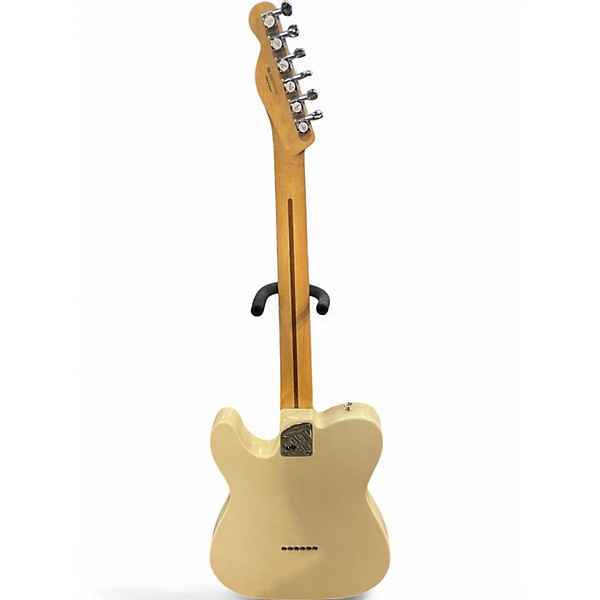 Used Fender Deluxe Nashville Telecaster White Solid Body Electric Guitar