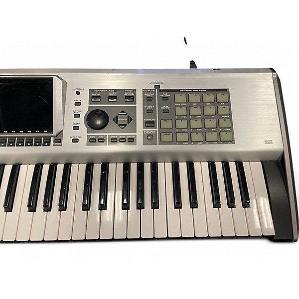 Used Roland Fantom X6 Keyboard Workstation