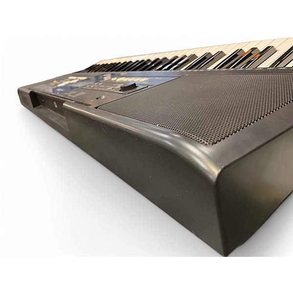 Used Yamaha PSRE333 61 Key Portable Keyboard
