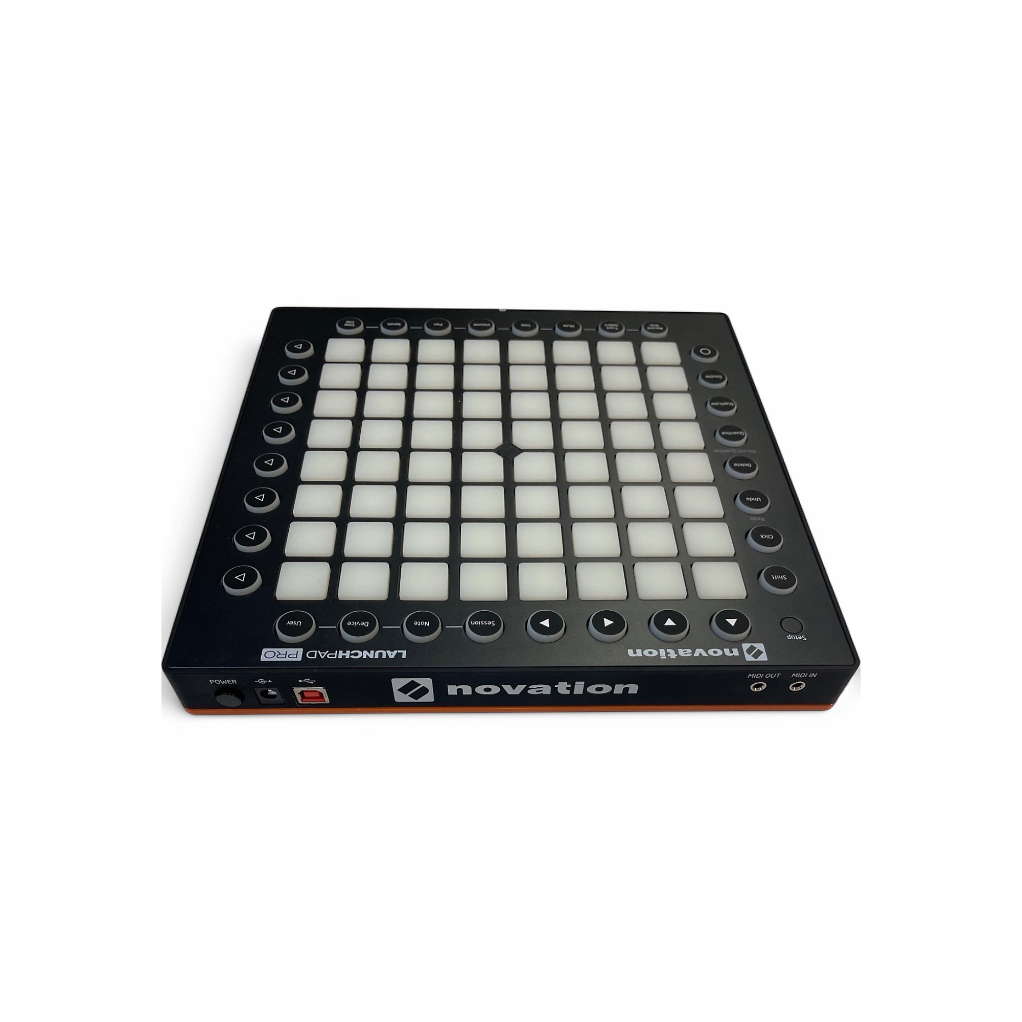 Novation LAUNCHPAD PRO MIDIコントローラー Used Novation Launchpad Pro MIDI Controller | Guitar Center
