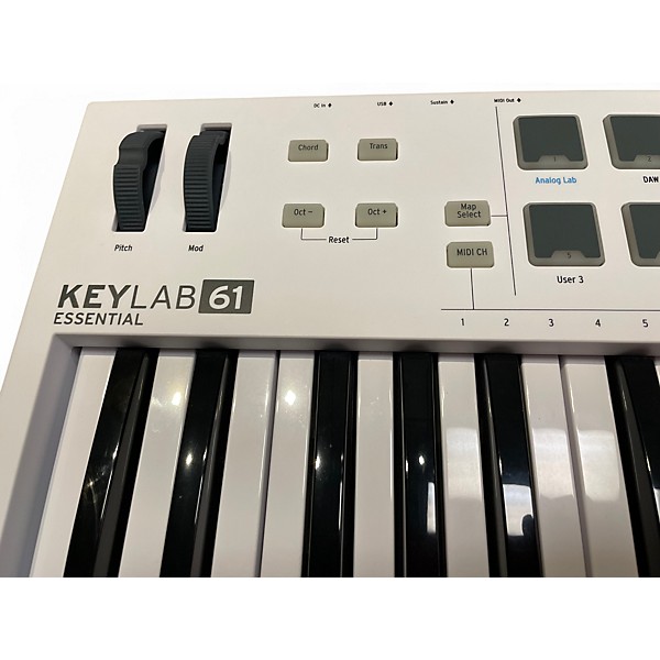 Used Arturia Used Arturia Keylab 61 Key MIDI Controller