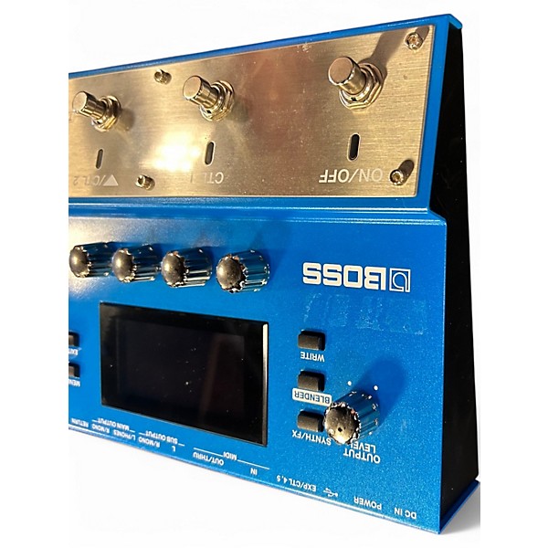 Used BOSS SY300 Guitar Synthesizer Effect Pedal