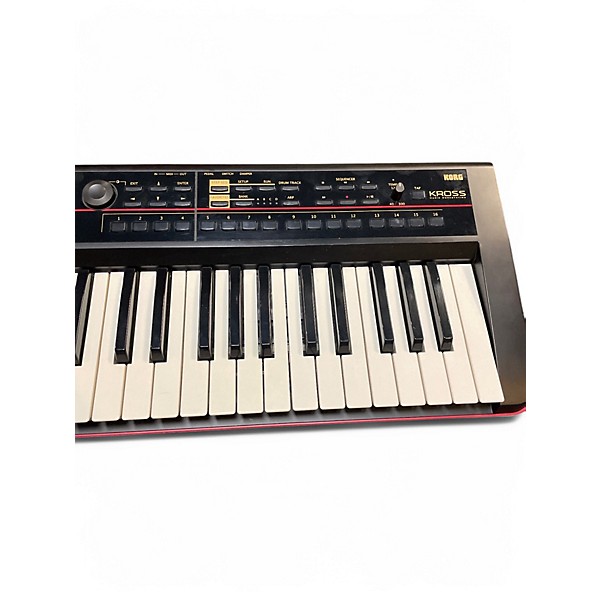 Used KORG Used KORG Kross 61 Key Keyboard Workstation
