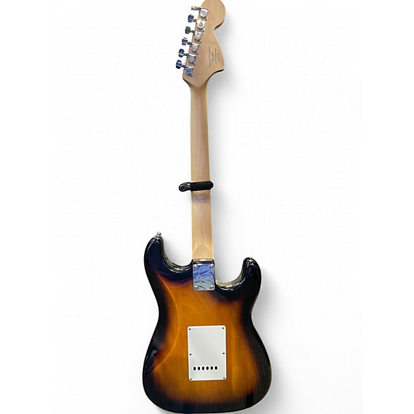 Used 2019 Squier Affinity Stratocaster 2 Color Sunburst Solid Body Electric Guitar