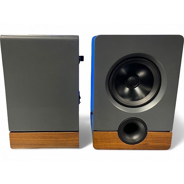 Used Output Frontier Powered Monitor