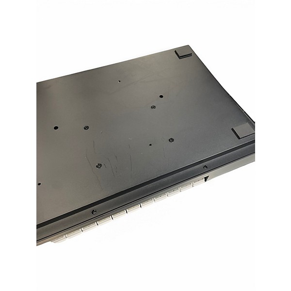 Used Native Instruments Komplete Kontrol S61 MK2 MIDI Controller