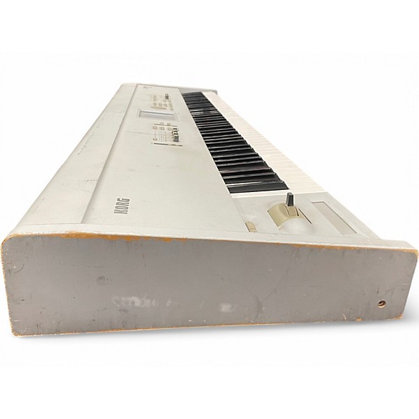 Used KORG Triton Pro X 88 Key Keyboard Workstation