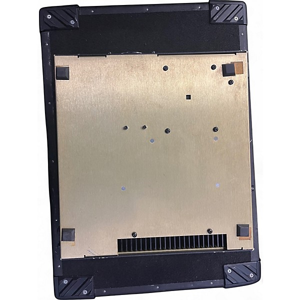 Used Eden WT405 Time Traveler Bass Amp Head