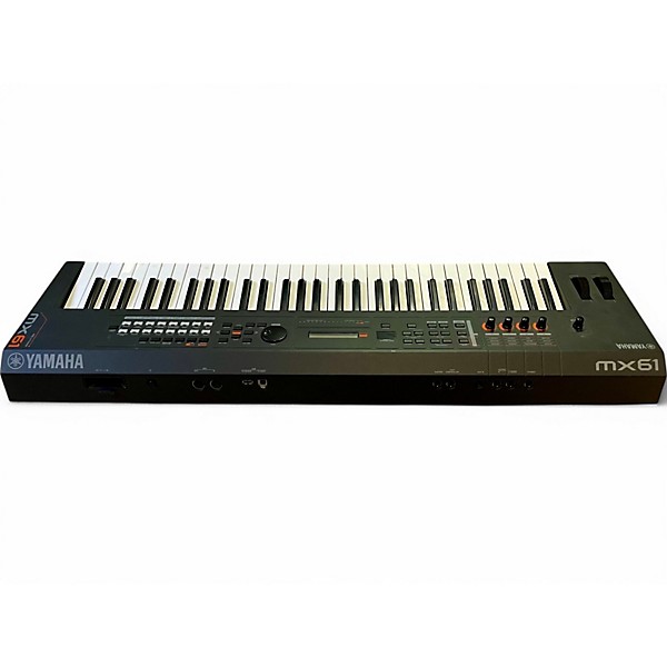 Used Yamaha Used Yamaha MX61 61 Key Keyboard Workstation Used Yamaha Used Yamaha MX61 61 Key Keyboard Workstation
