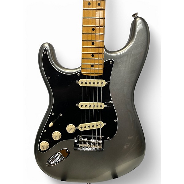 Used Fender American Professional II Stratocaster LH Metallic Silver Electric Guitar