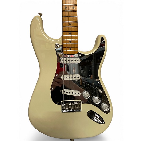 Used Fender THE HITMAN STRATOCASTER Classic White Solid Body Electric Guitar