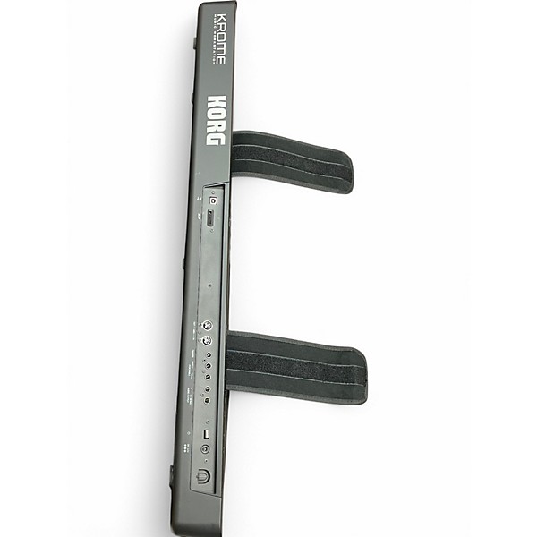 Used KORG Krome 61 Key Keyboard Workstation