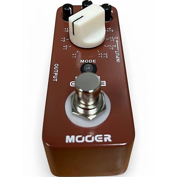 Used Mooer pure octave Effect Pedal