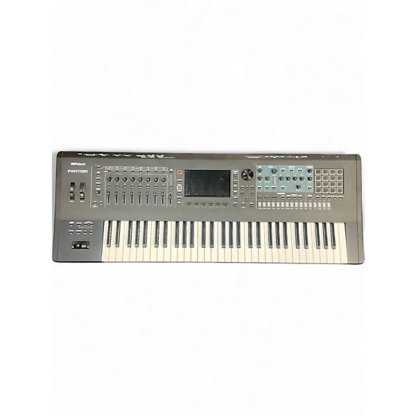 Used Roland Fantom 6 Keyboard Workstation
