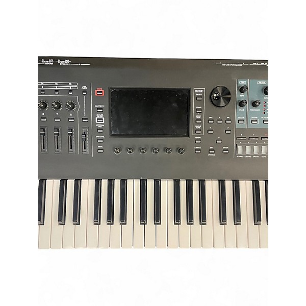 Used Roland Fantom 6 Keyboard Workstation