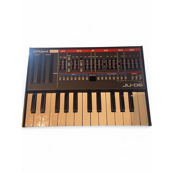 Used Roland Used Roland JU-06 Synthesizer | Guitar Center