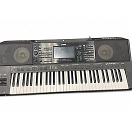 Used Yamaha psrsx900 Keyboard Workstation