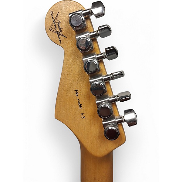 Used Fender custom shop pro stratocaster Black Solid Body Electric Guitar