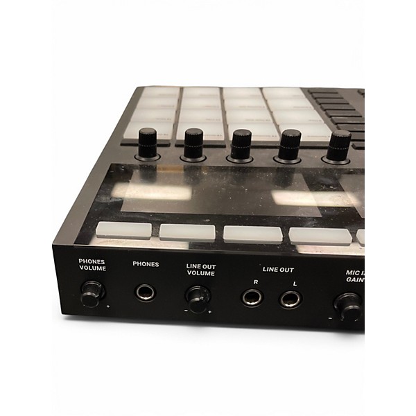 Used Native Instruments Used Native Instruments Maschine MK3