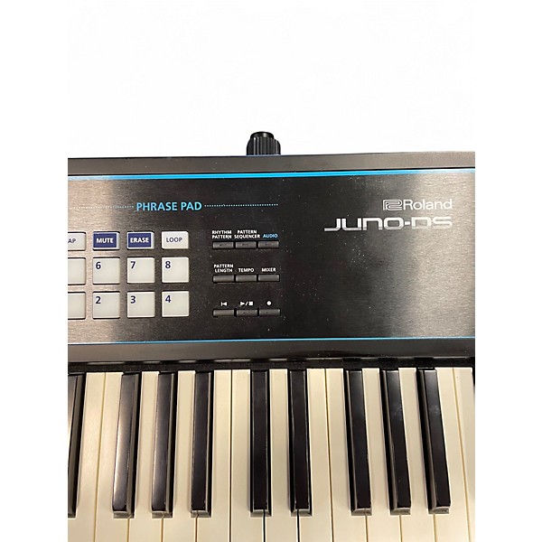 Used Roland Used Roland Juno DS88 Keyboard Workstation Used Roland Used Roland Juno DS88 Keyboard Workstation