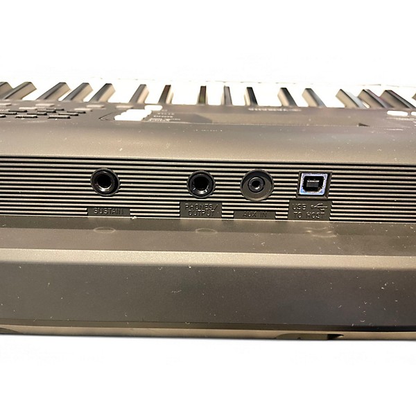 Used Yamaha PSR - EW310