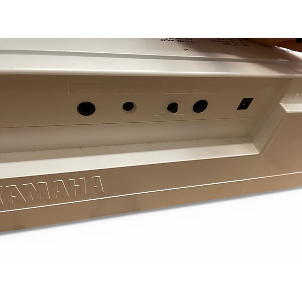 Used Yamaha DGX660-WH Digital Piano