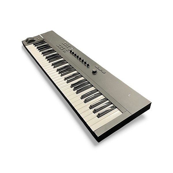 Used Komplete Used Komplete Komplete Kontrol A61 HW MIDI