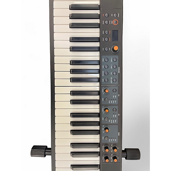 Used Studiologic Numa Compact 2 88 Key Portable Keyboard